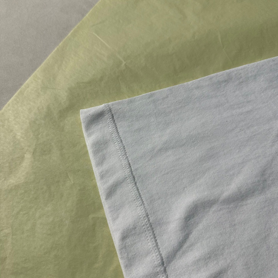 Burberry Water Embroidered T - Image 7