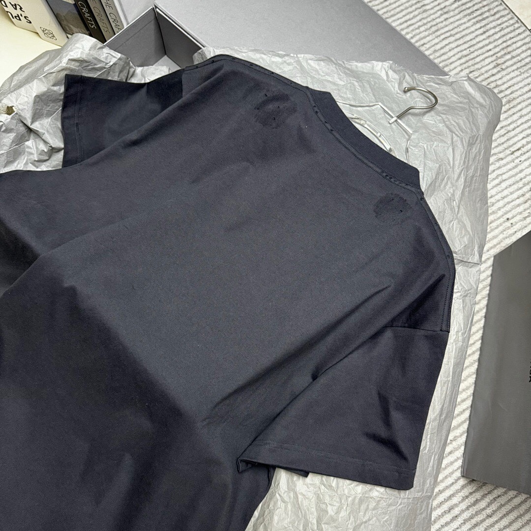 Balenciaga Reverse Print Short Sleeve - Image 9