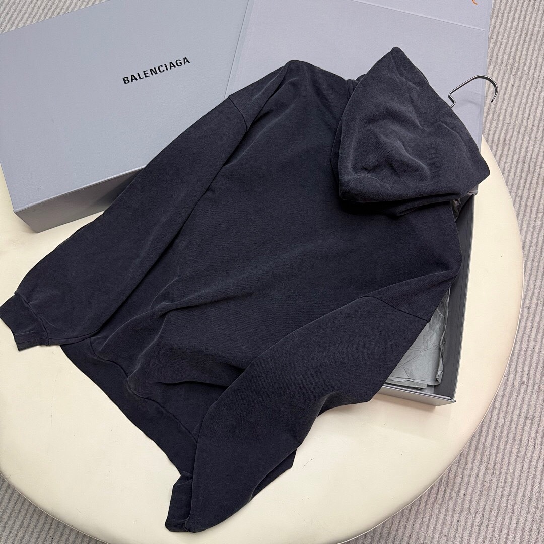Balenciaga Collab Print - Image 8