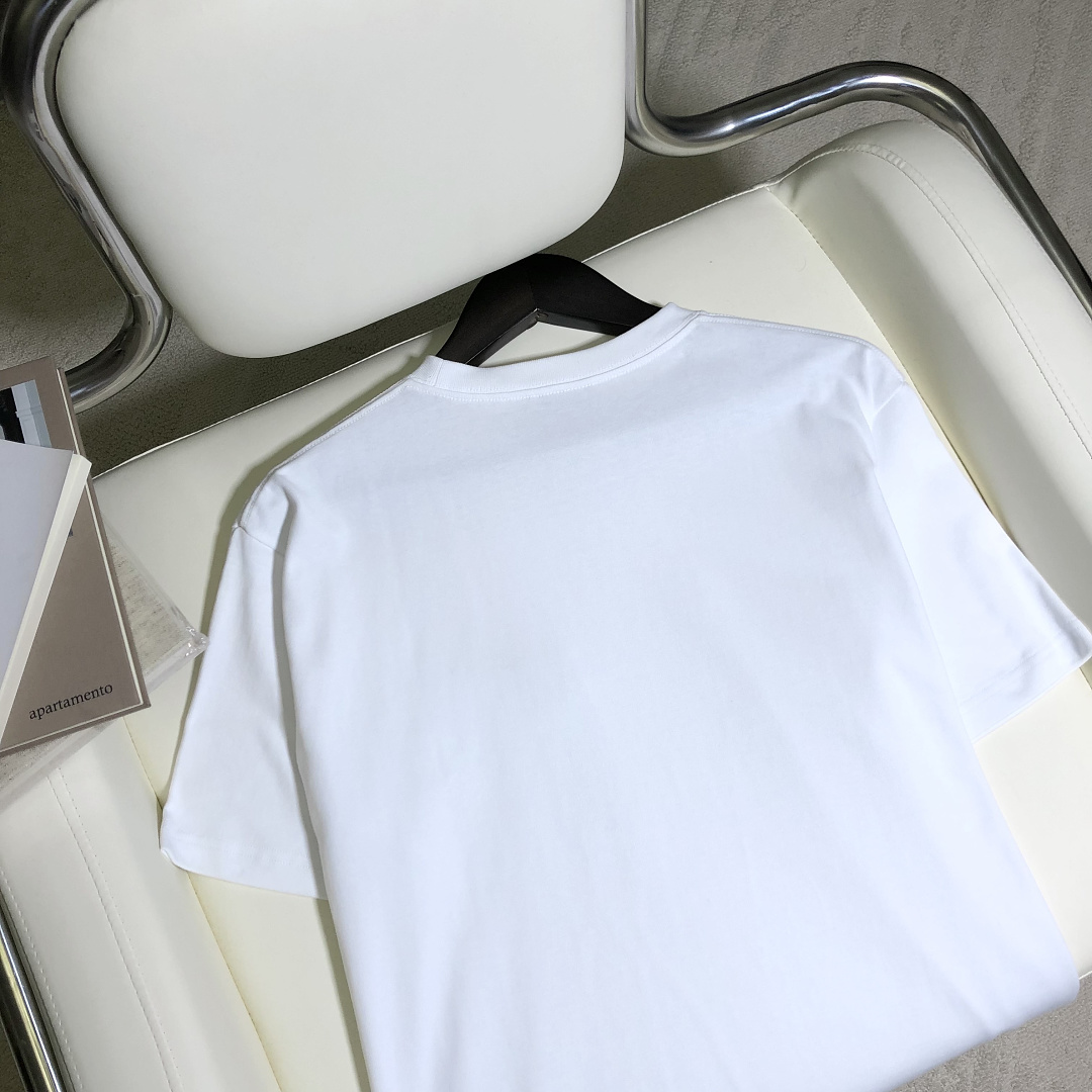 Unbranded Leather Label T - Image 7