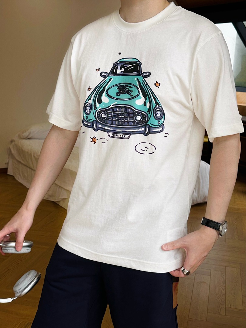 Burberry BR Short Sleeve - Image 20