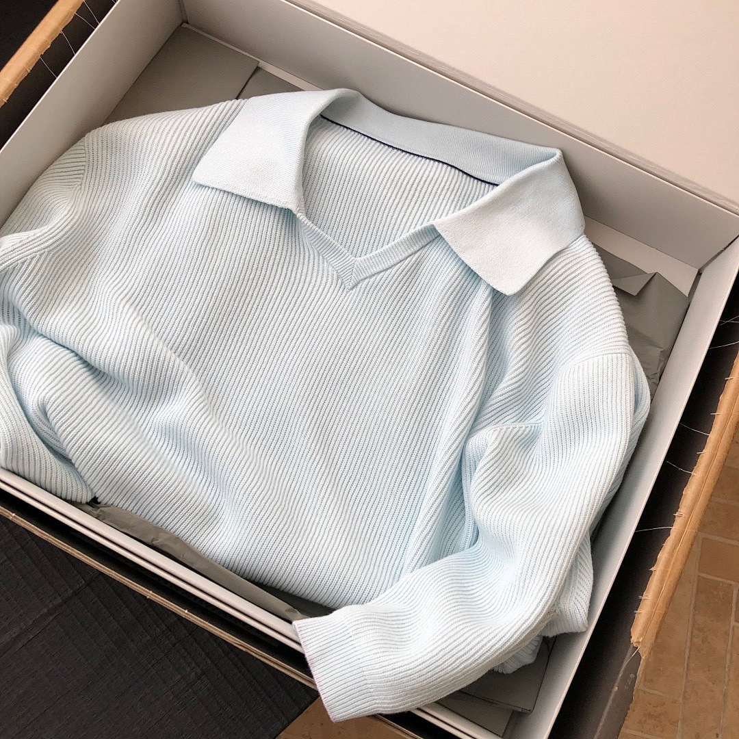 Ralph Lauren Small V Collar Polo - Image 15