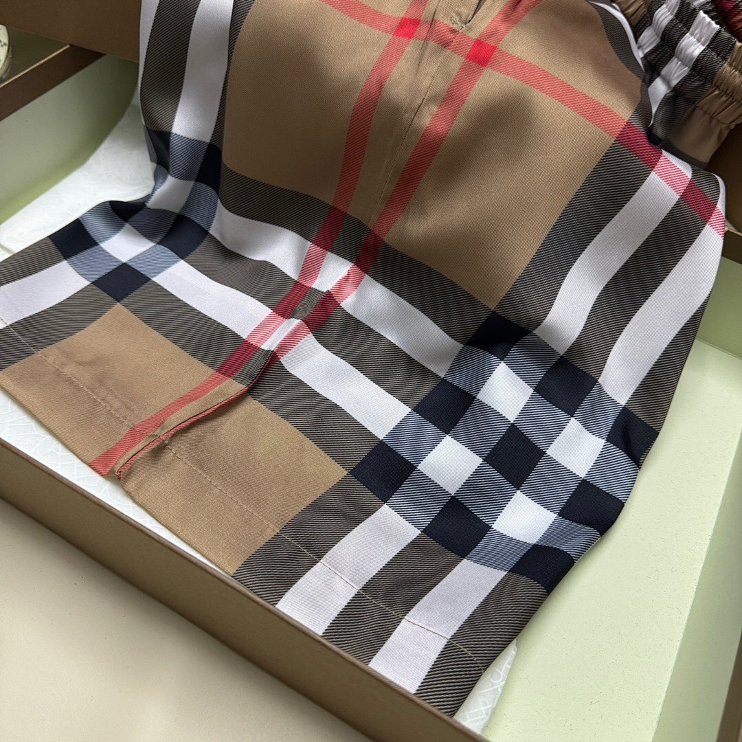 Burberry BR Big Plaid Short - Image 10