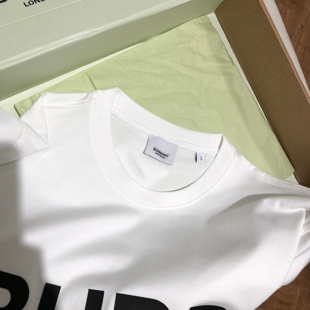 Burberry T - Image 6