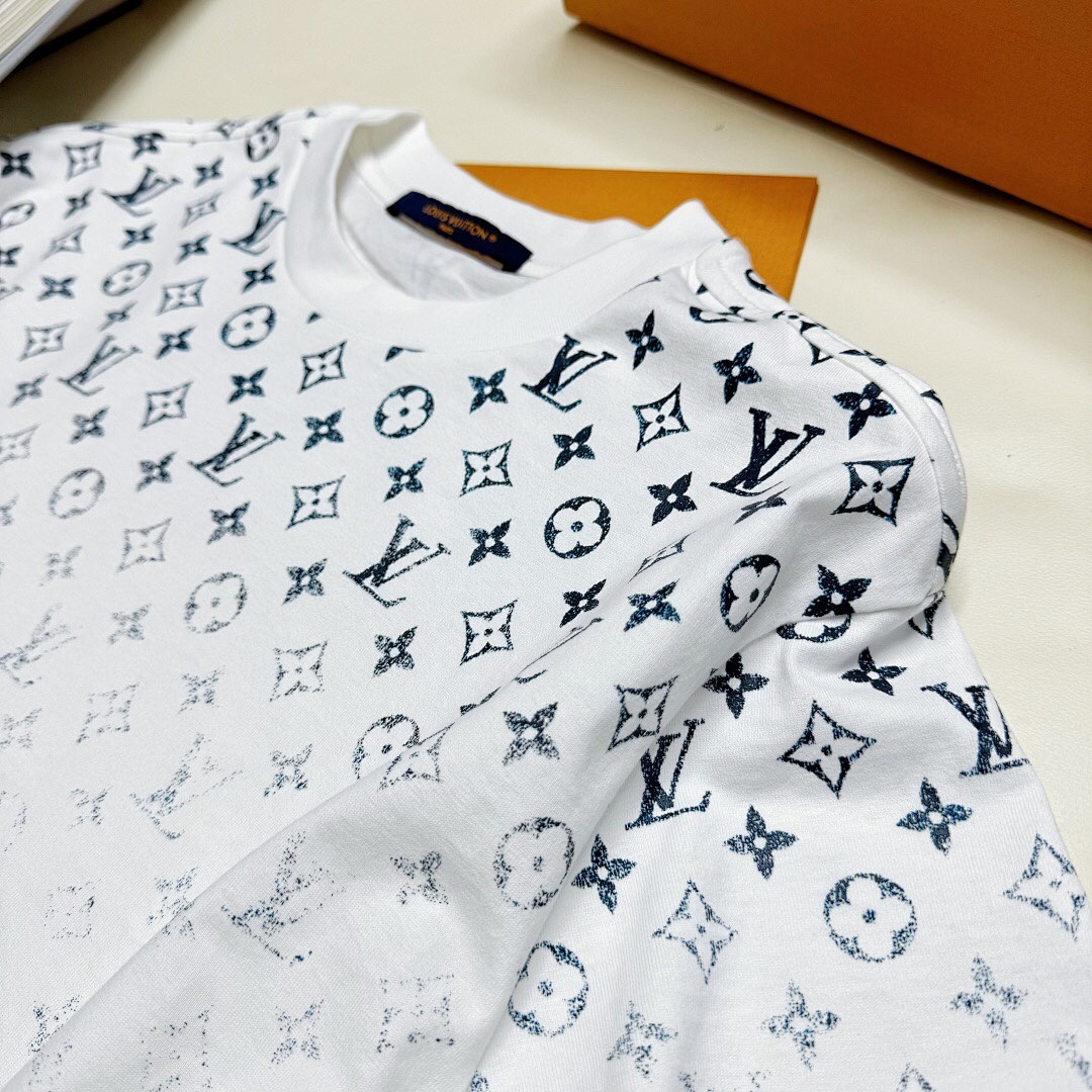 Unbranded Gradient Print Short Sleeve - Image 11