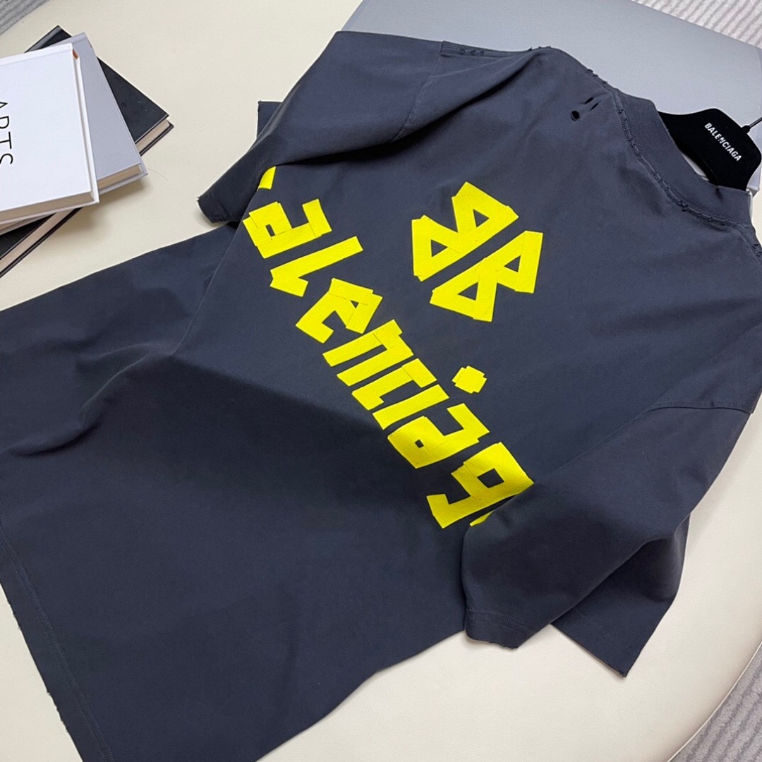 Balenciaga BA Gum Strap Short Sleeve - Image 5