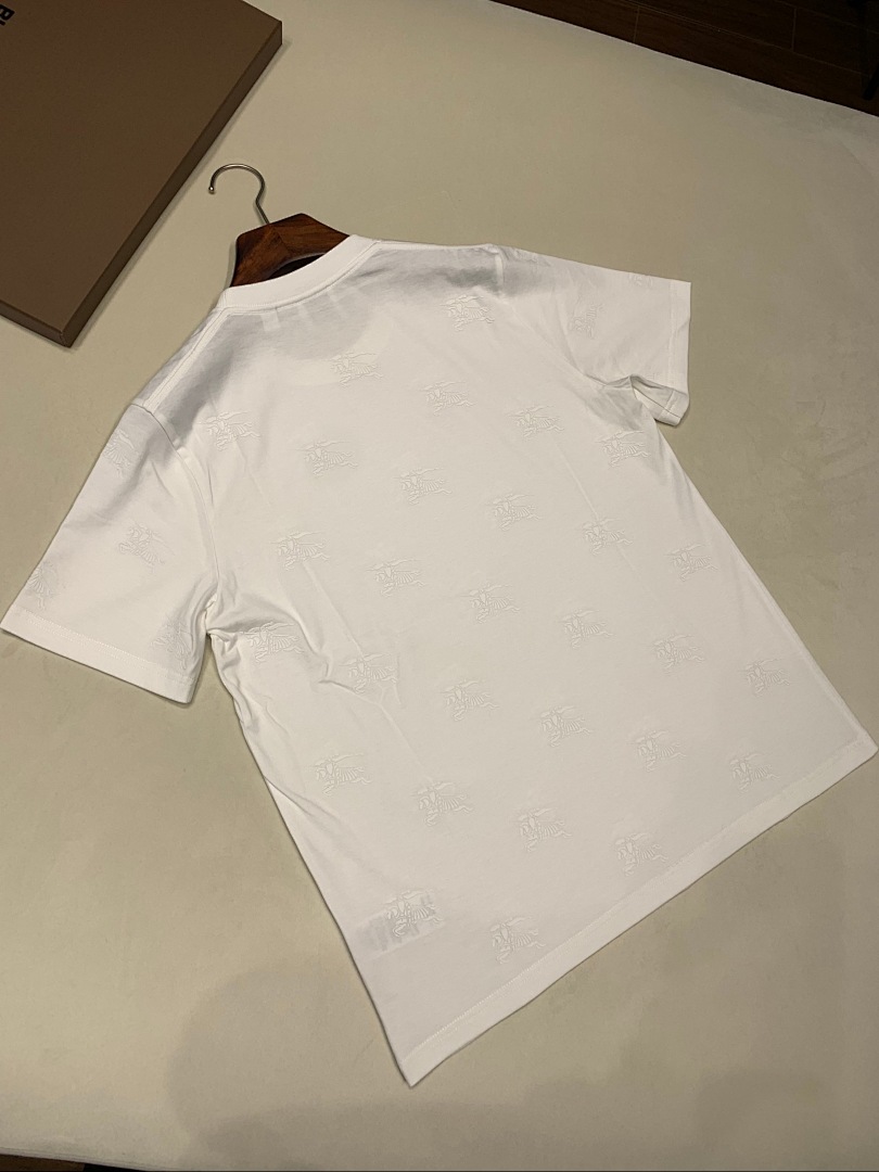 Burberry Label Print T White (Women) - Image 7