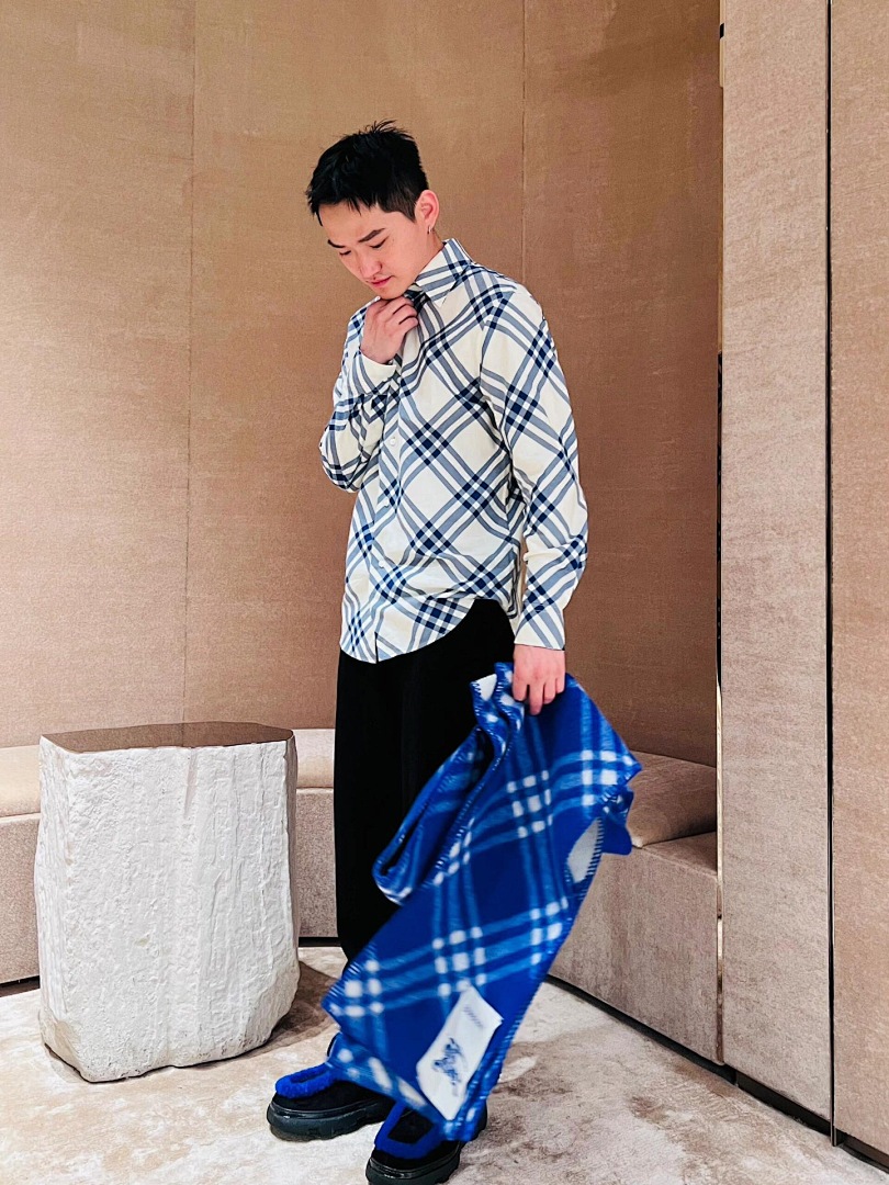 Burberry Plaid Cotton - Image 18