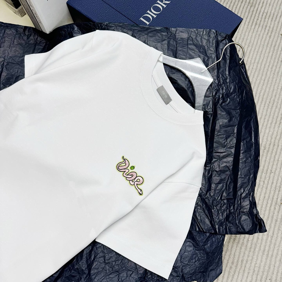Unbranded DR Embroidered T