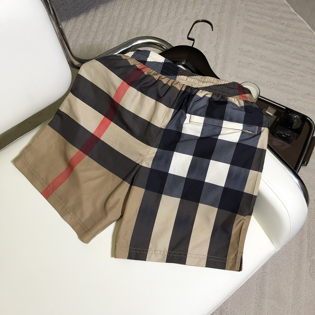 Burberry Striped Short - Image 4
