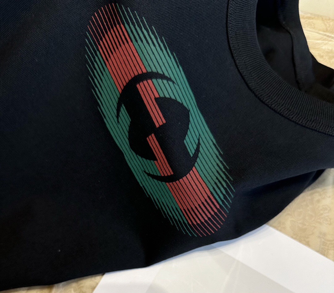Gucci Shadow T - Image 7