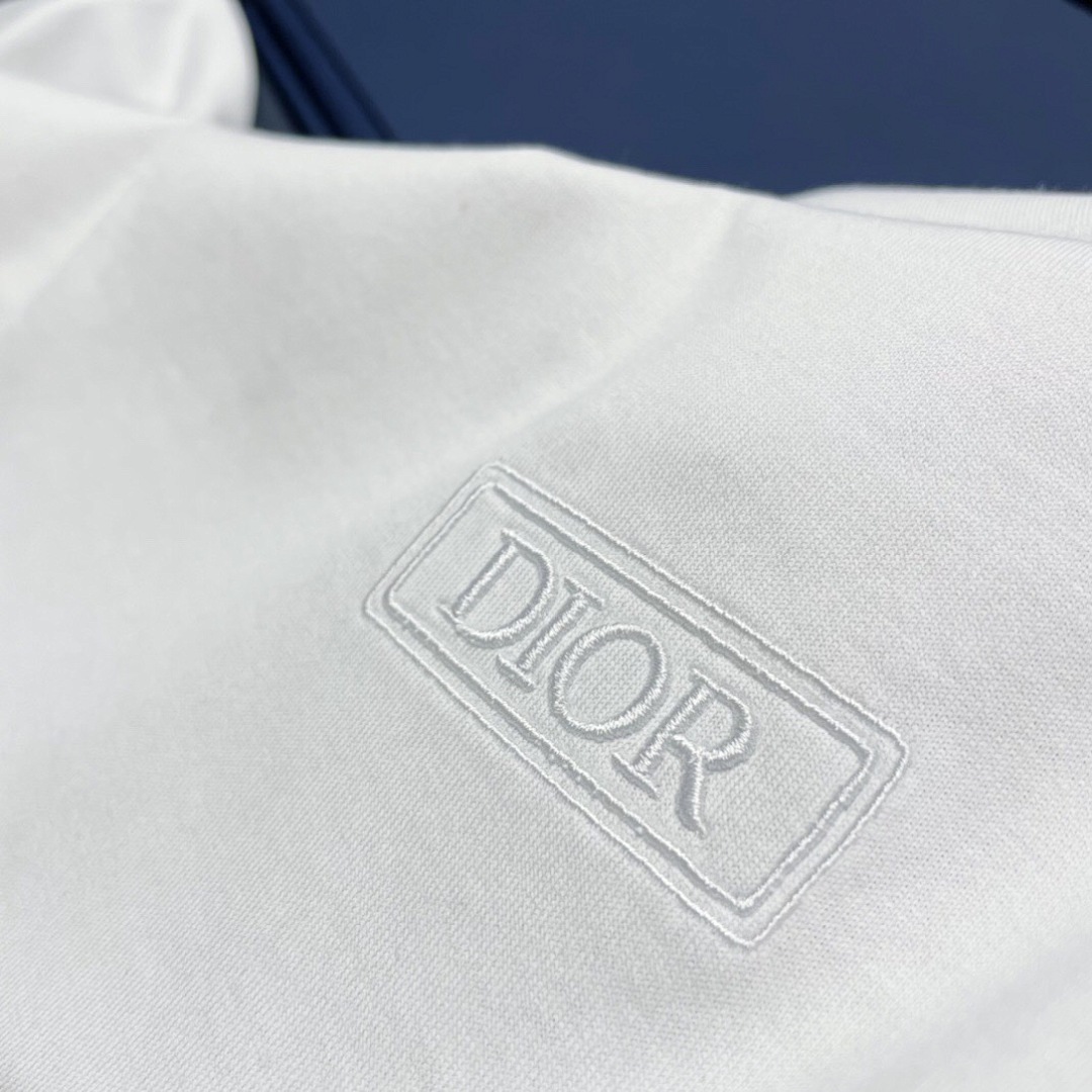 Unbranded Embroidered T - Image 12