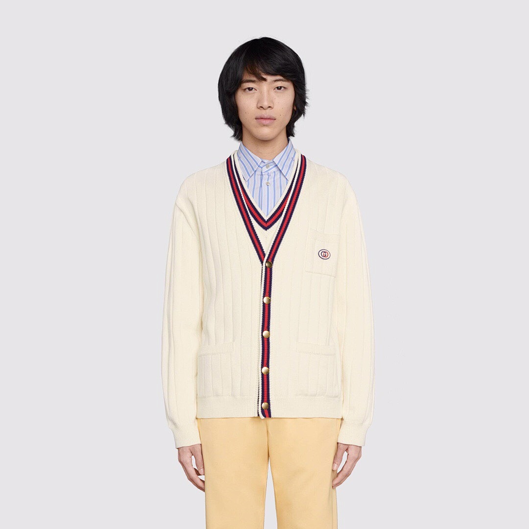 Gucci V Collar Apricot - Image 12