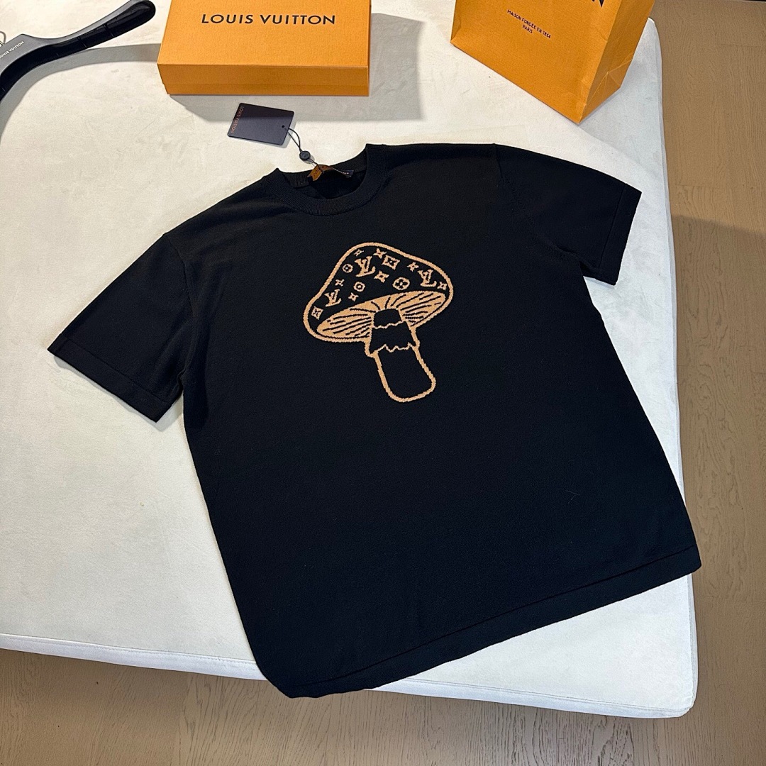 Unbranded Short Sleeve - Image 3