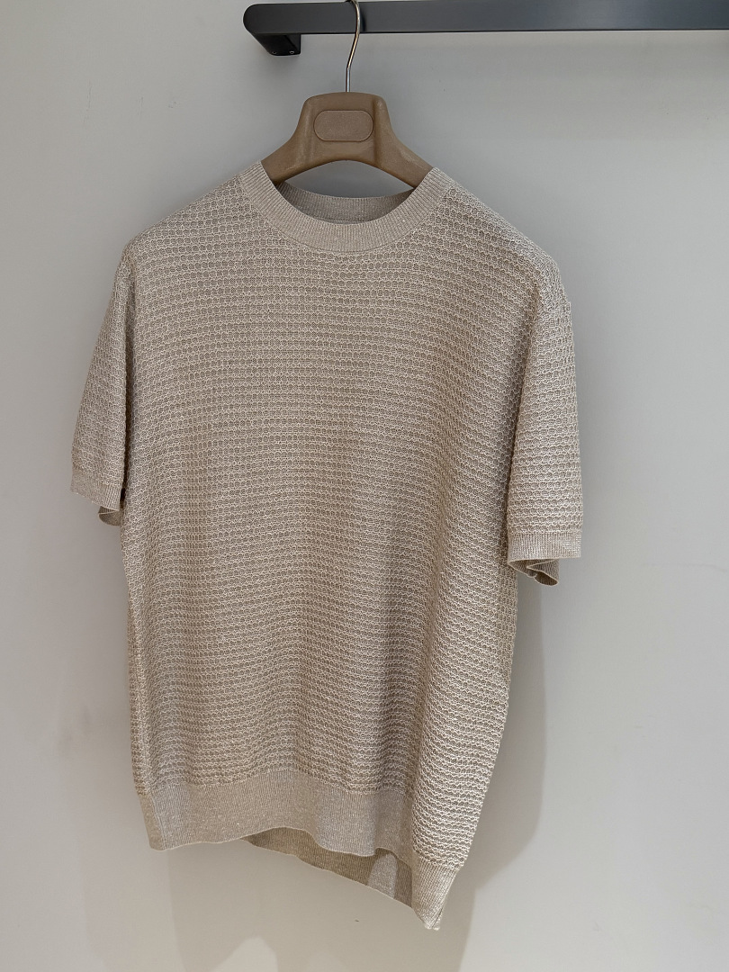 Unbranded T - Image 3