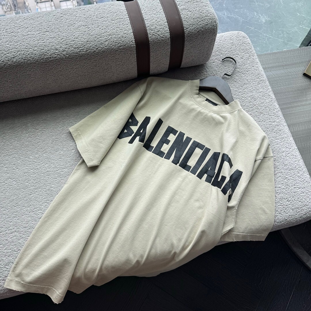 Balenciaga Gum Strap T Apricot - Image 4