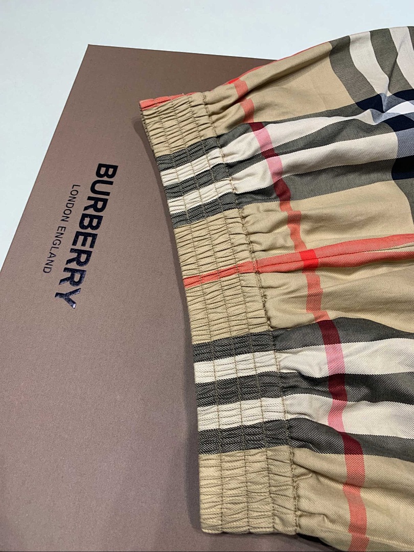 Burberry R Plaid Cotton Short (Women) - Image 5
