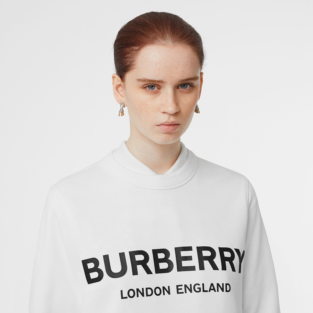 Burberry BR White - Image 13