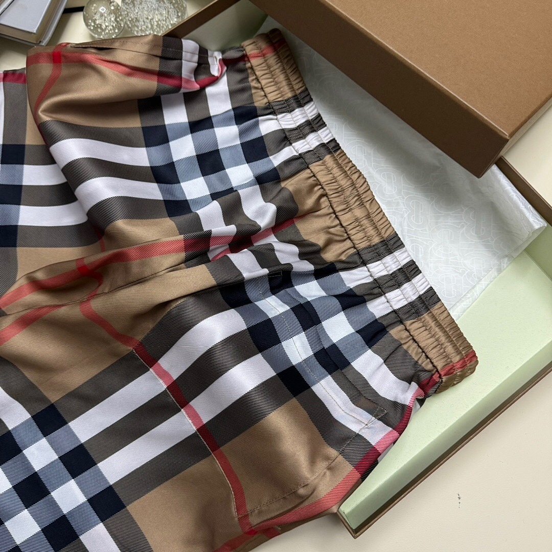 Burberry BR Big Plaid Short - Image 8