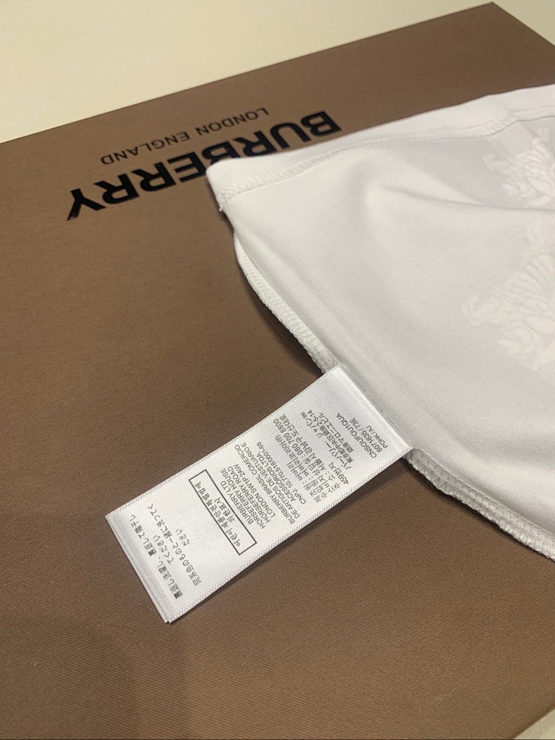 Burberry Label Print T White (Women) - Image 8