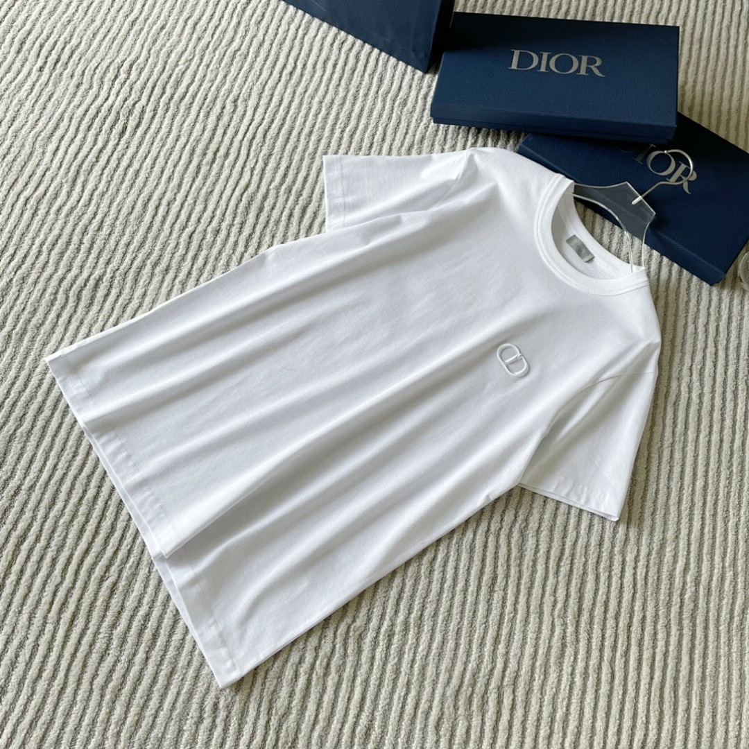 Unbranded CD Embroidered Short Sleeve - Image 4