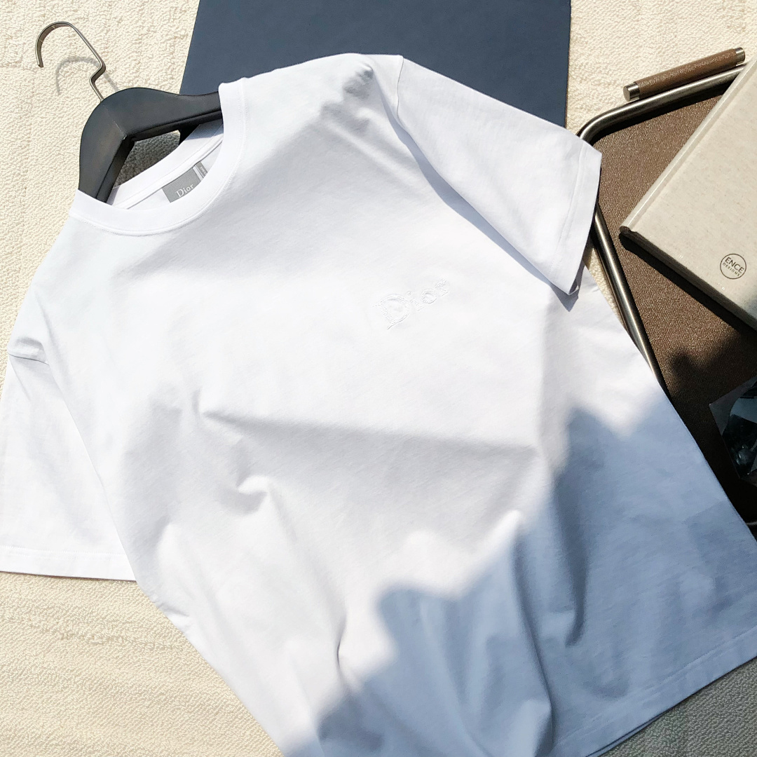 Unbranded DR Embroidered T (White) - Image 3