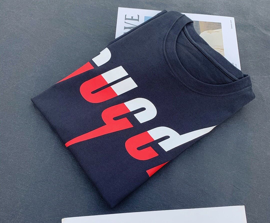 Gucci Black Electric Short Sleeve - Image 3