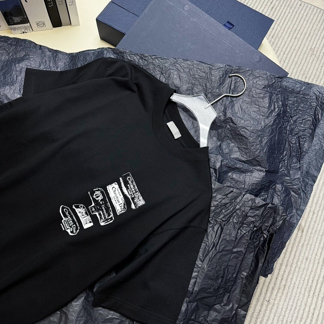 Unbranded DR Velvet Logo Print Short Sleeve - Image 3