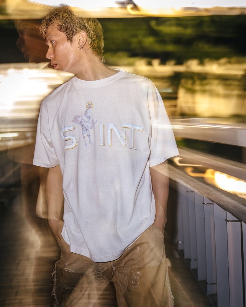 Unbranded Print Tee - Image 15