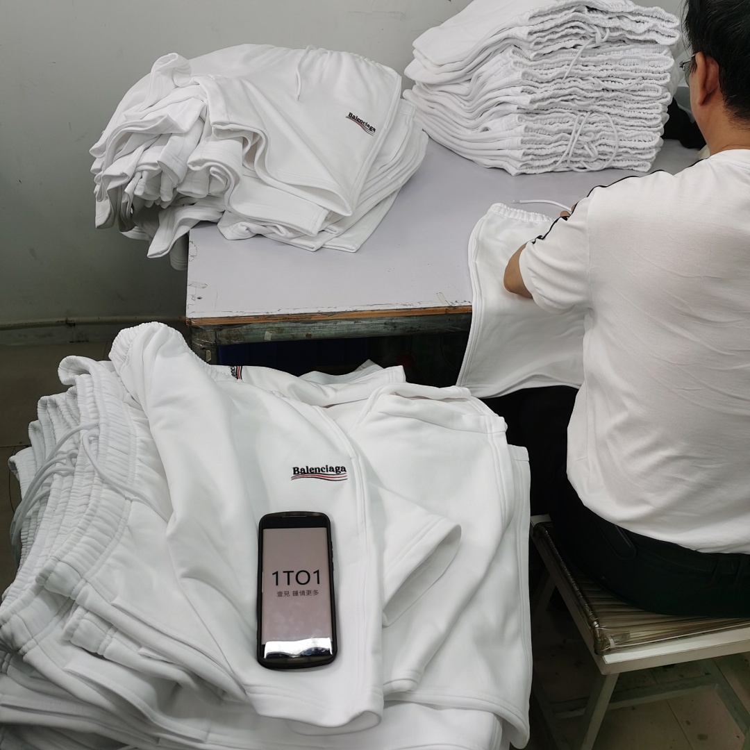 Balenciaga Short (White) - Image 8