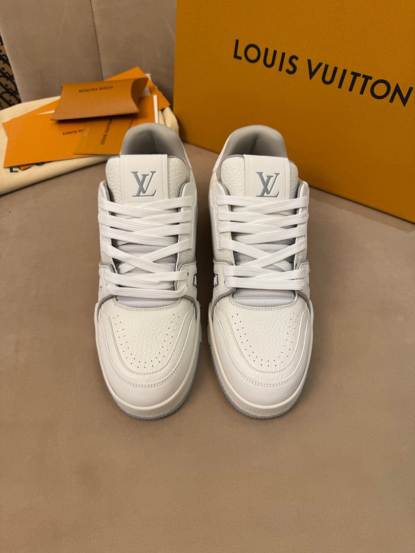 Unbranded Trainer - Image 2