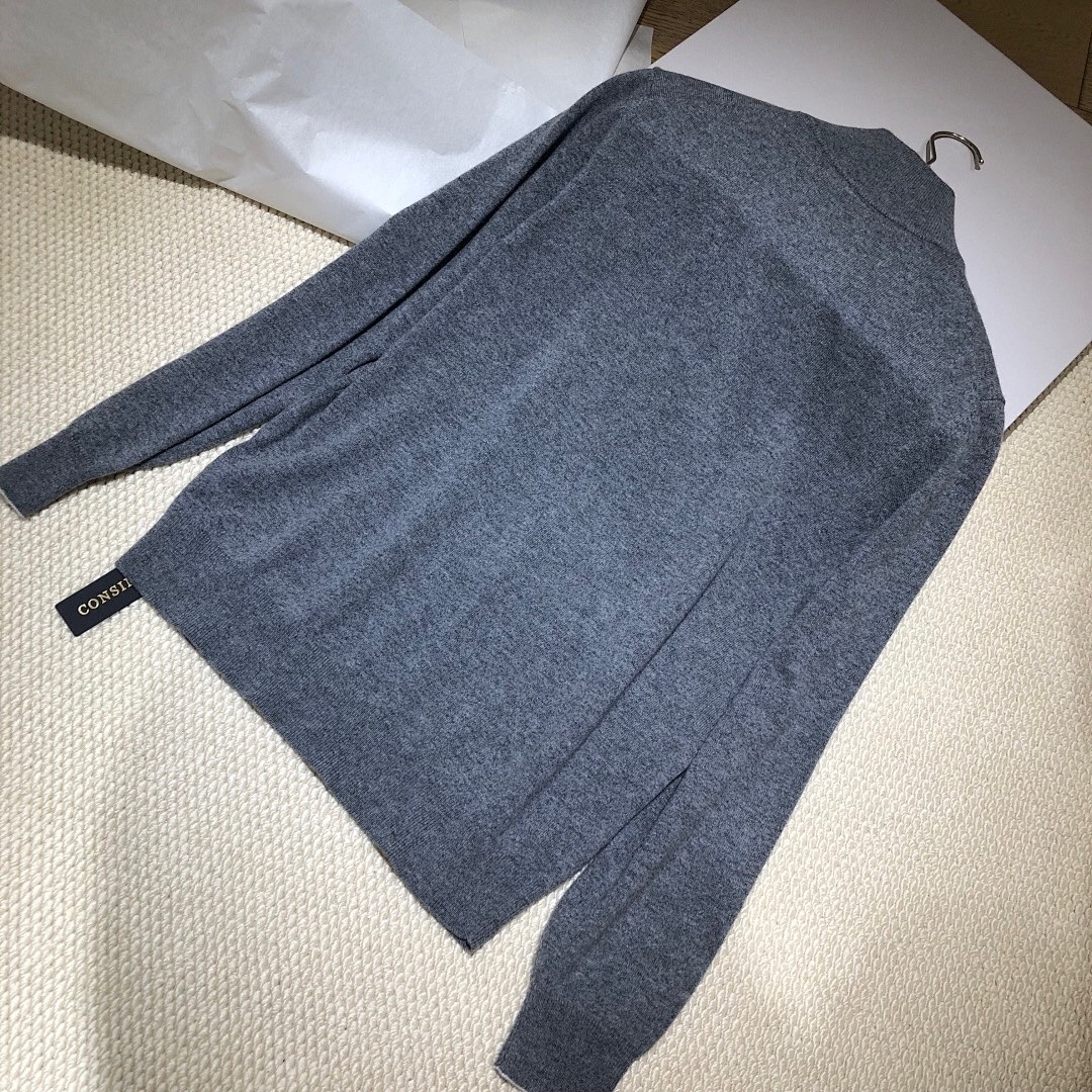 Unbranded Mountain Velvet Half Fleece (Grey) - Image 4
