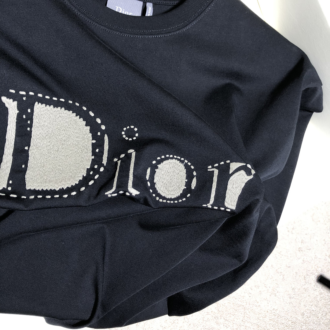 Unbranded Dr Big Embroidered T (Black) - Image 10