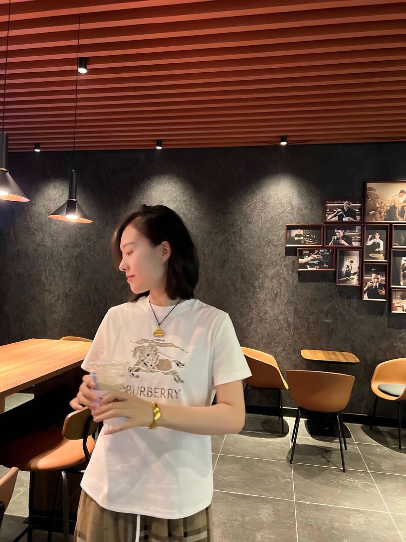 Burberry Plaid Print T - Image 19