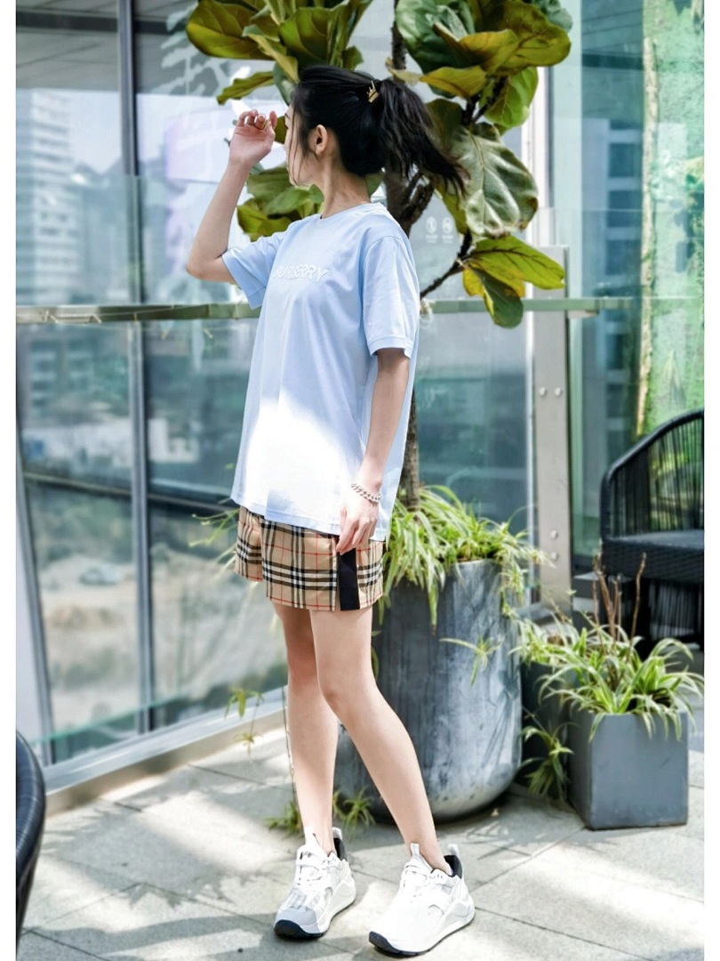 Burberry Short Sleeve Light Blue Woman - Image 20