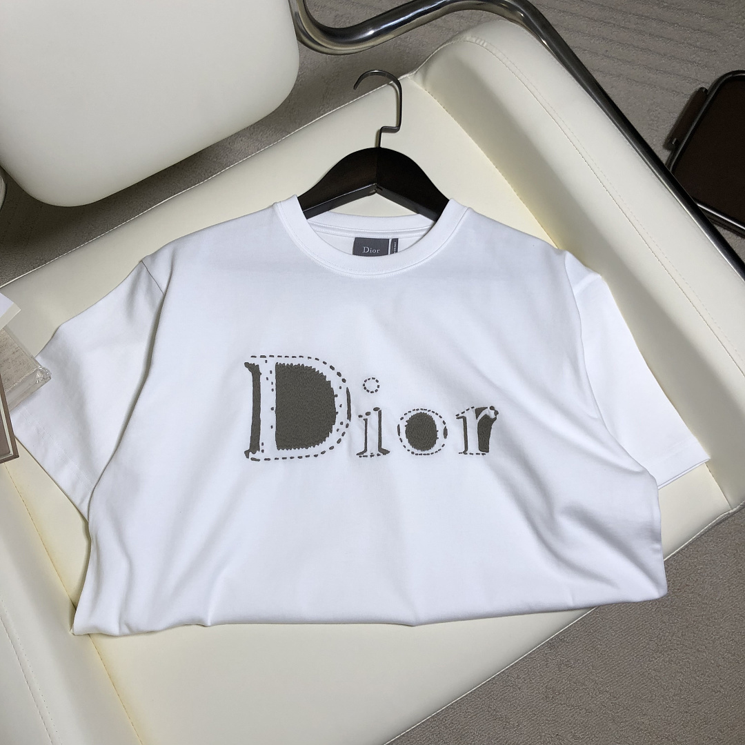 Unbranded Dr Big Embroidered T (White) - Image 8