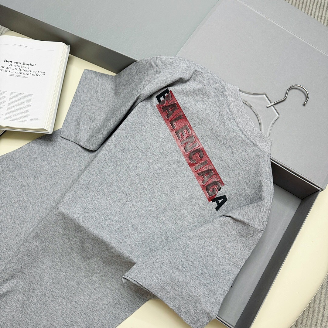 Balenciaga Floral Gum Strap T - Image 9