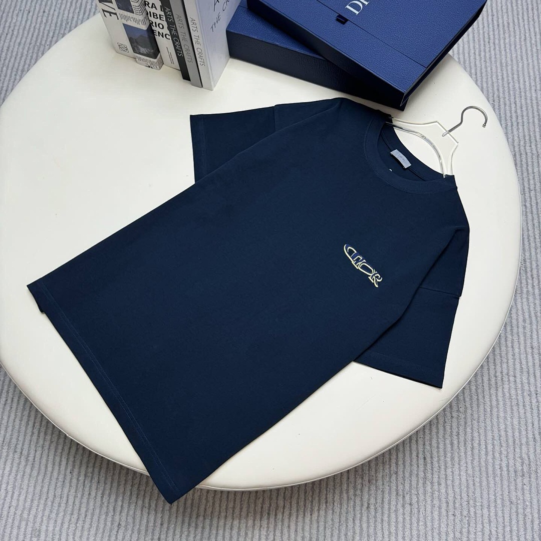 Unbranded DR Star Embroidered T - Image 11