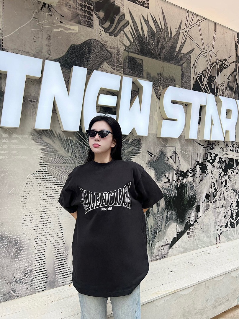 Balenciaga BA Print T - Image 16