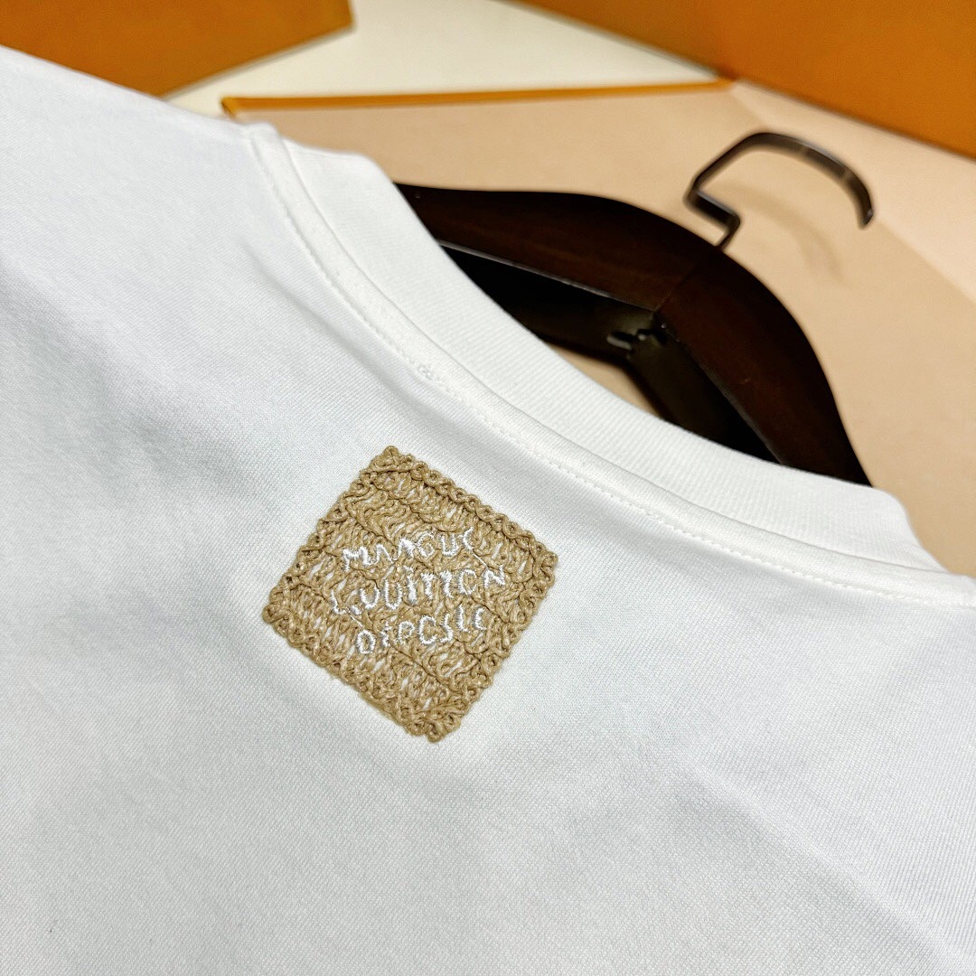 Unbranded Grass Short Sleeve (White) - Image 7