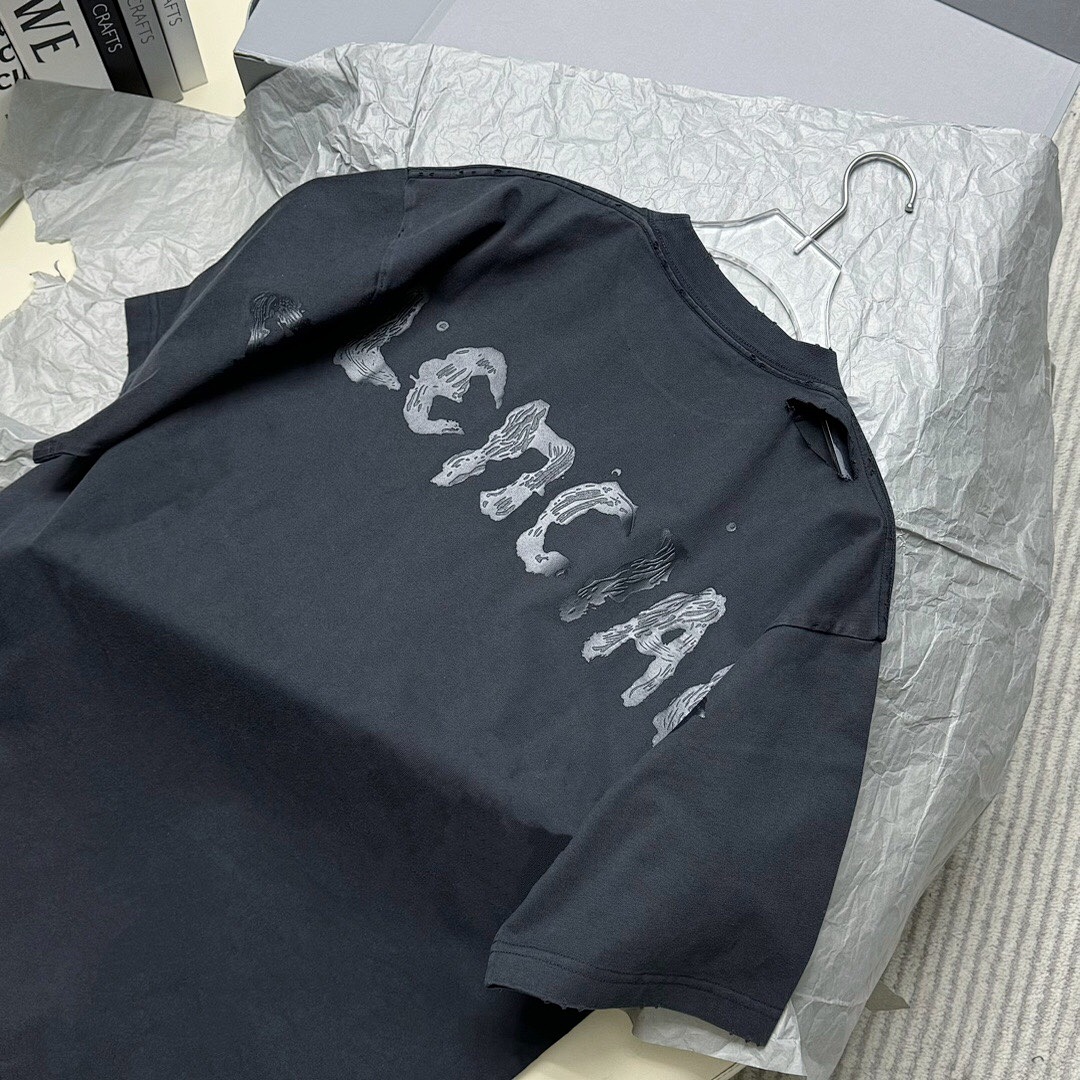Balenciaga Print Short Sleeve - Image 5