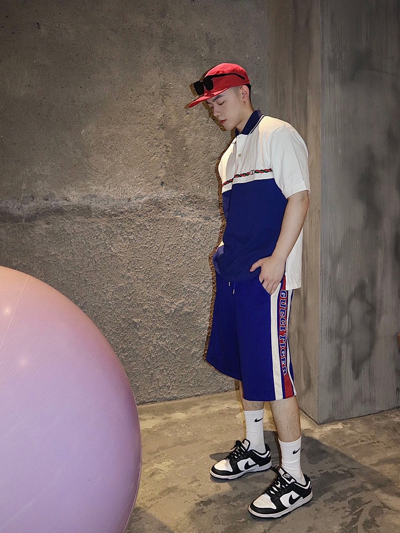 Gucci 100 Blue Short - Image 17