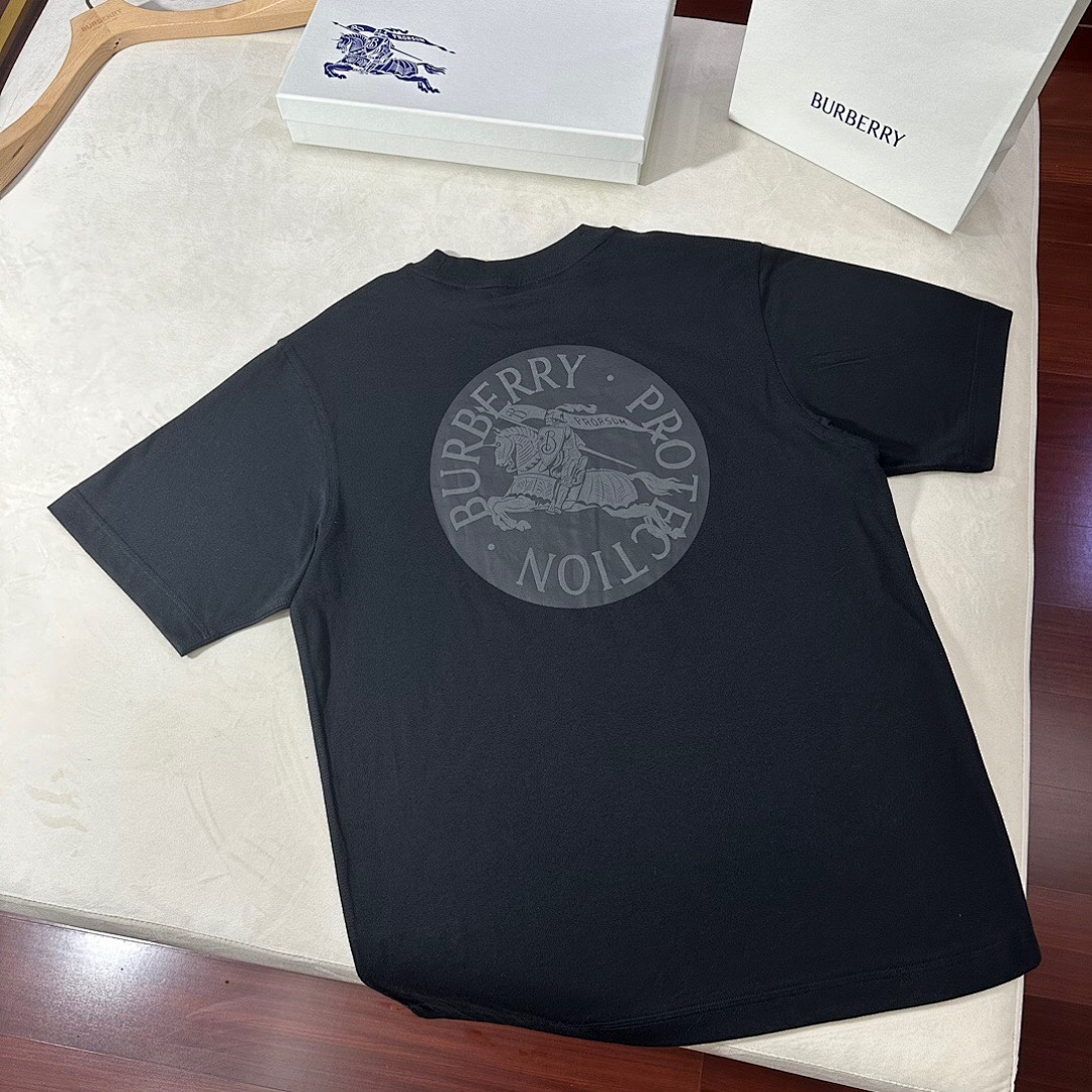 Burberry Gum Print Short Sleeve (Black) - Image 12