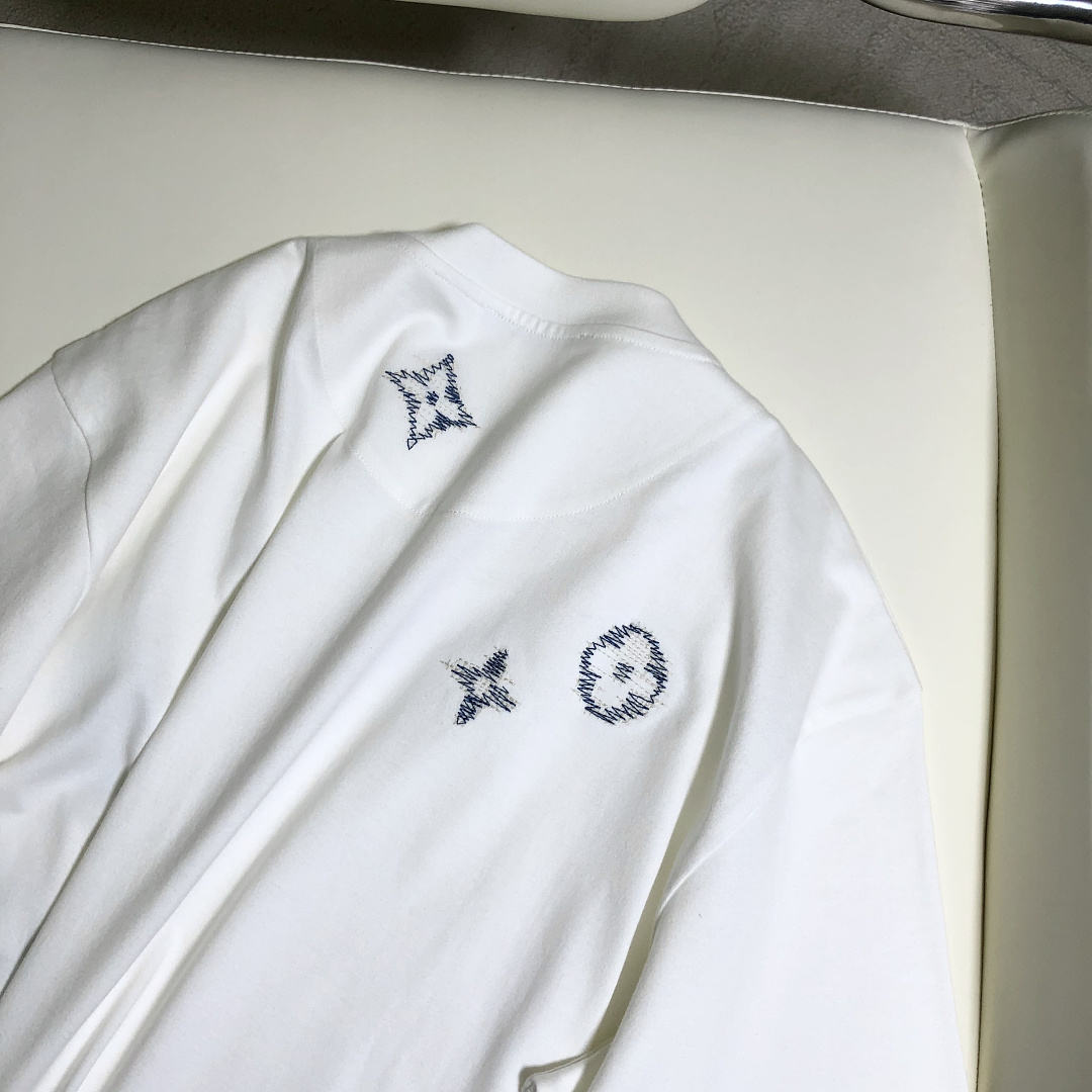Unbranded Triple Floral Stitching Embroidered T (White) - Image 8