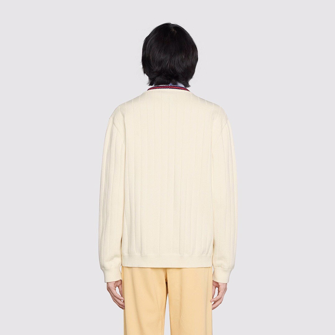 Gucci V Collar Apricot - Image 13