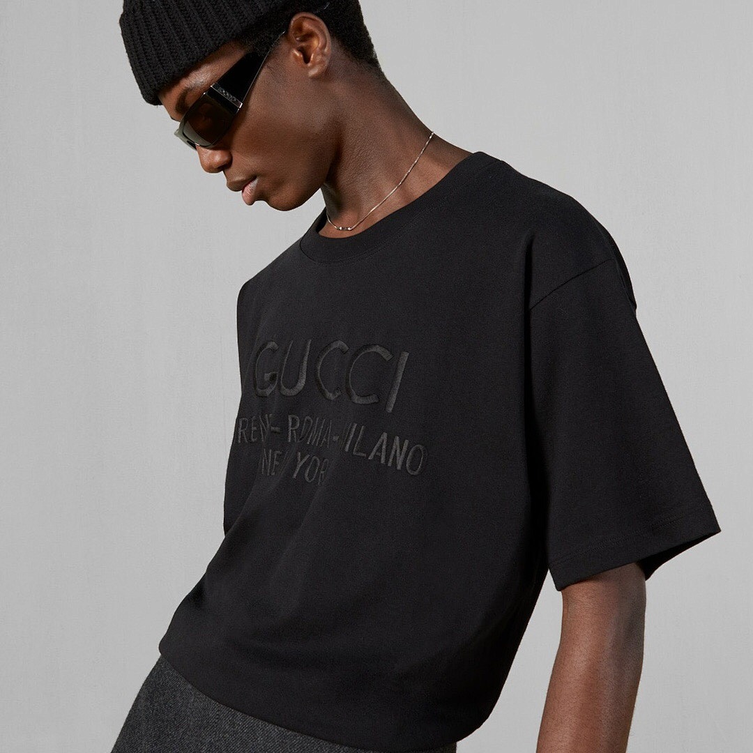 Gucci GU City Embroidered Short Sleeve (Black)