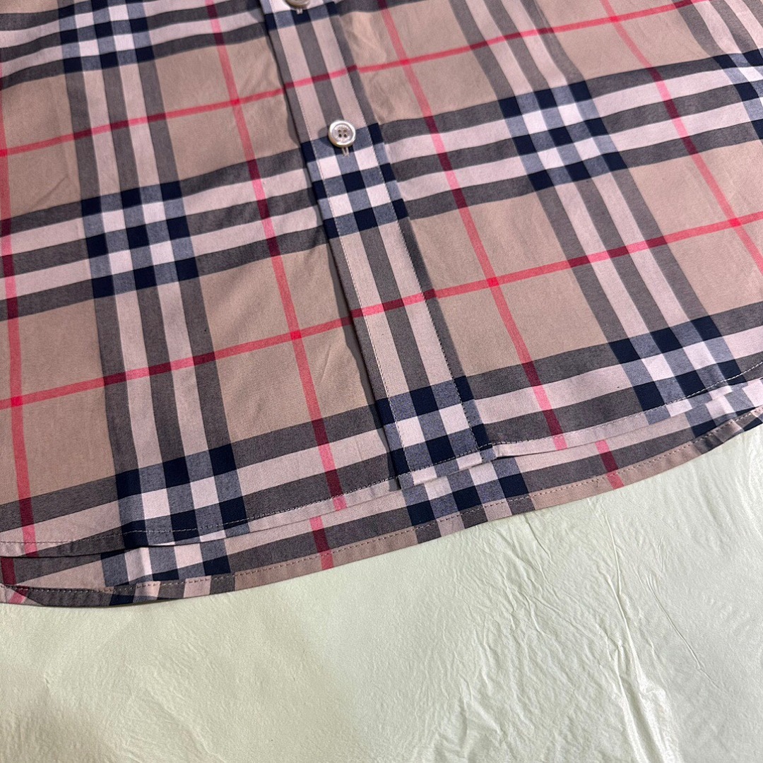 Burberry BR - Image 8