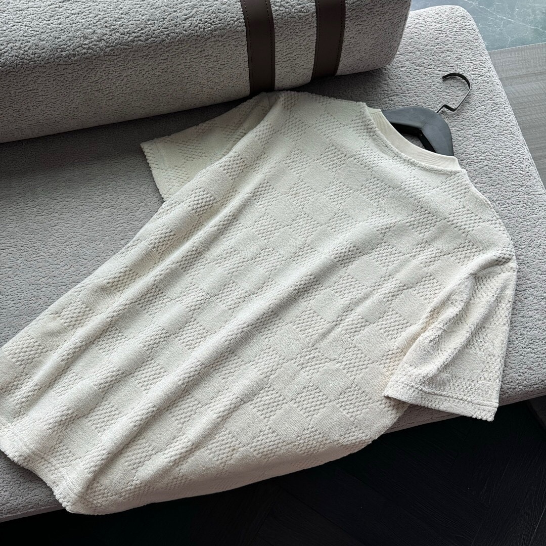 Unbranded Floral T Apricot - Image 8