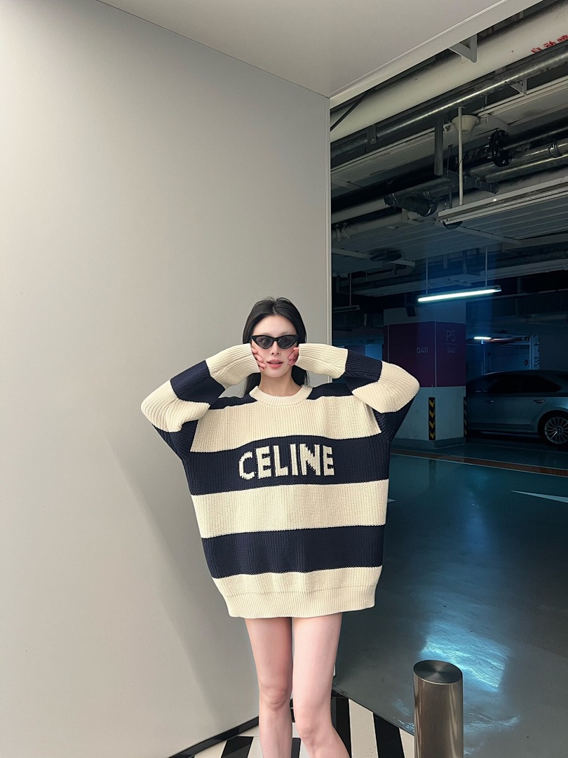 Celine C Striped Fleece - Image 15