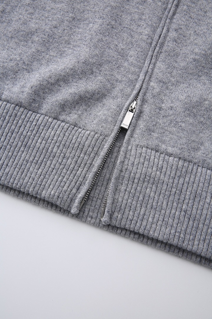 Unbranded Embroidered Fleece - Image 20